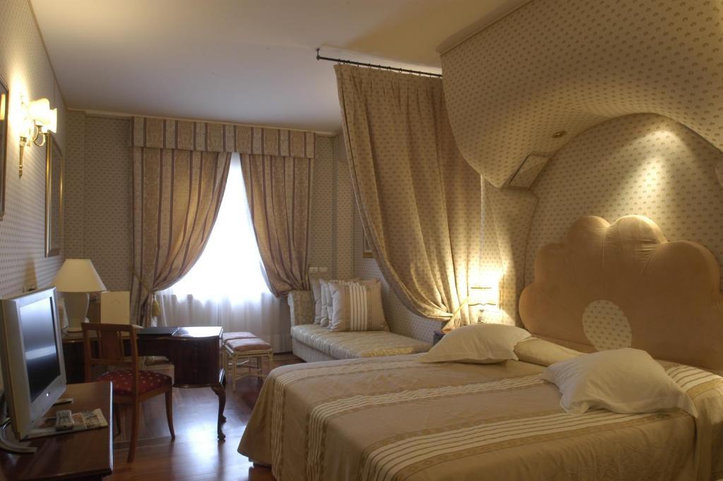 Hotel Tosco Romagnolo Bagno di Romagna Bilik gambar